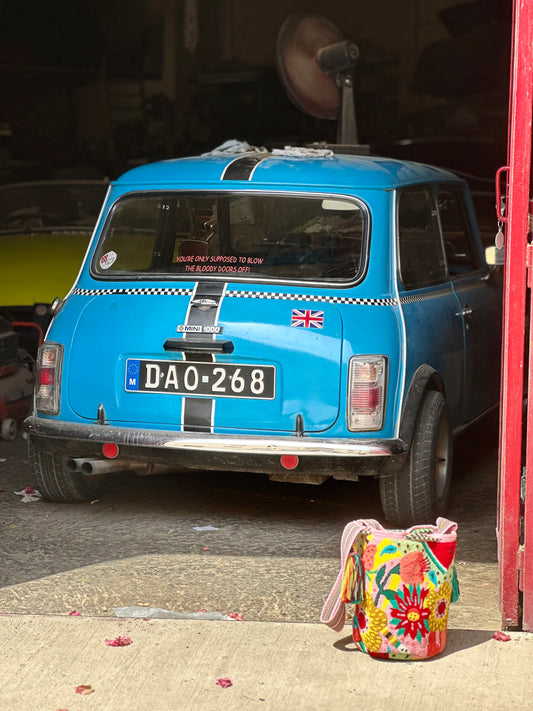 Bolso Tapizado Bordado Flores